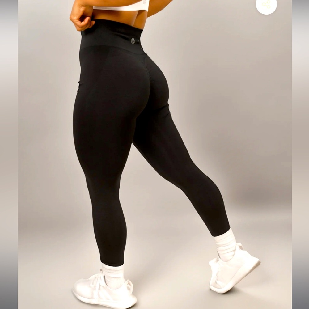 Till you collapse no front seam Black High-Waisted Leggings 26 inseam.